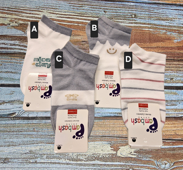 جوراب زنانه مچی میکس۴ طرح لبخند طوسی و سفید پام باش کد ۱۴۶